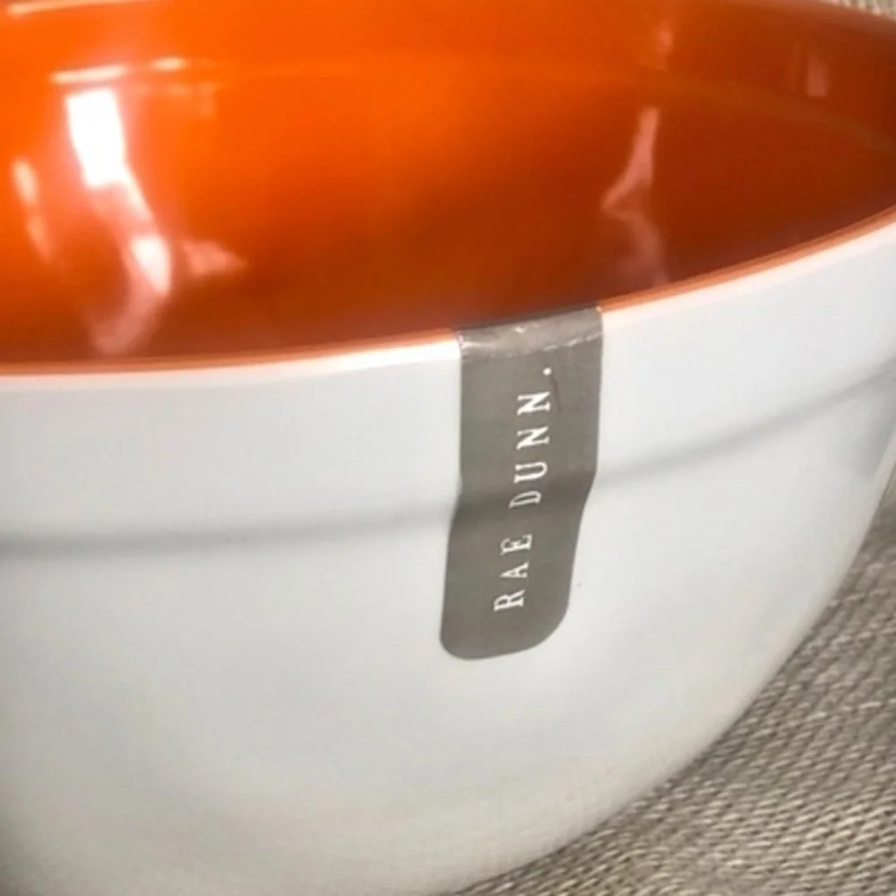 Rae Dunn features bowl